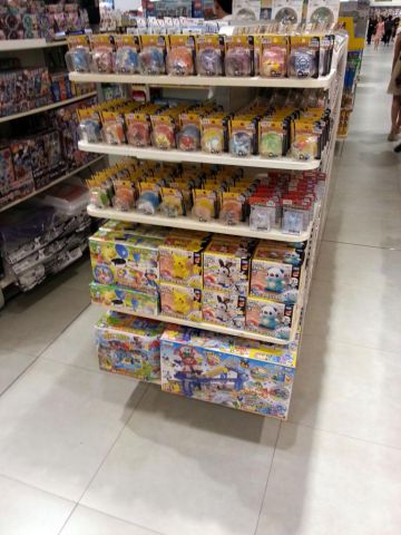 Pokémon Merchandise @ Be-Trend, Siam Paragon (2)